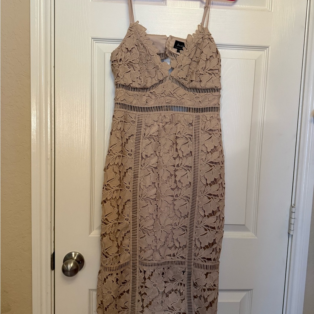 Bardot Lace Midi Dress - Cream